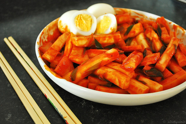 Dakbokki (Source: http://tinyurl.com/onwb2fu)