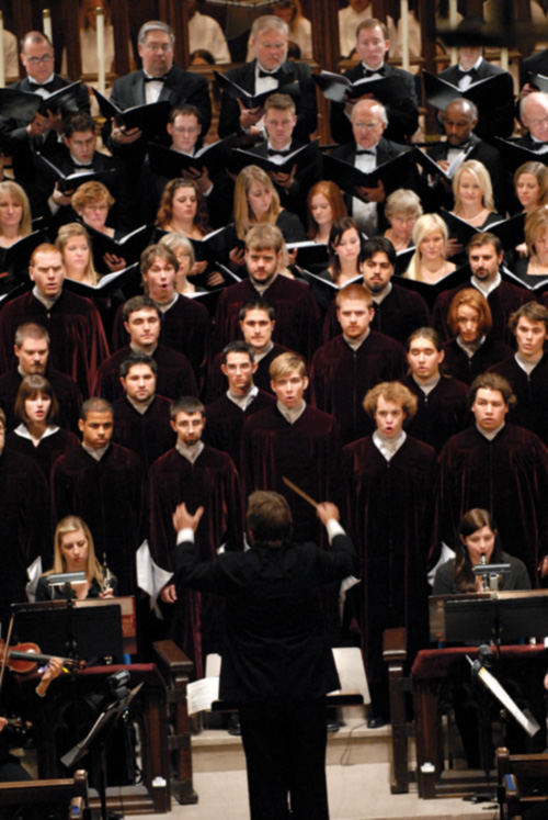 Augsburg Choir performs at Advent Vespers