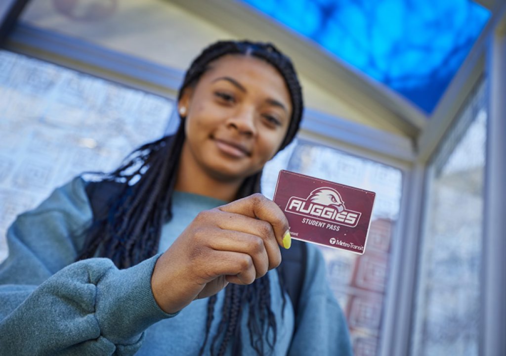 Augsburg launches transit pass for undergraduates