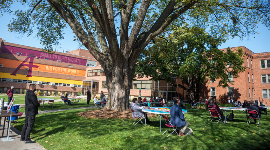 The quad transformed into an event space so students can safely attend the Bold speaker series