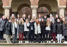 Women’s hockey travels to Europe for games and growth